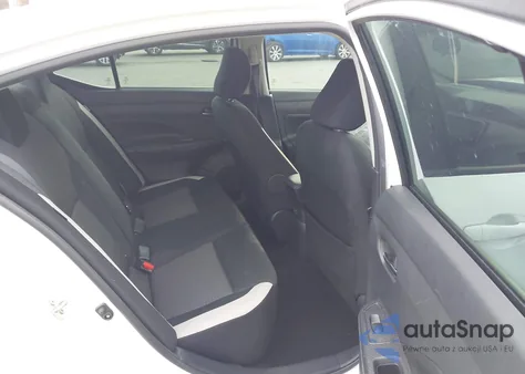 2020 Nissan Versa Sv Xtronic Cvt z USA, uszkodzony, nr VIN 3N1CN8EV2LL844651